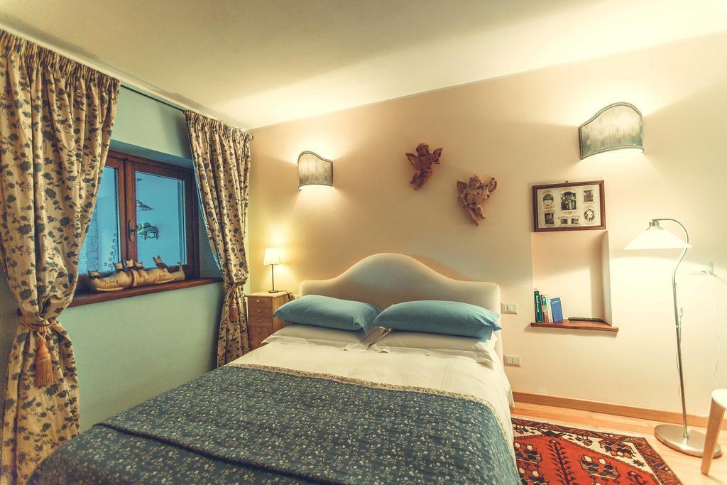 Il Boschetto Di Castagni Bed and Breakfast Soriano nel Cimino Exteriör bild